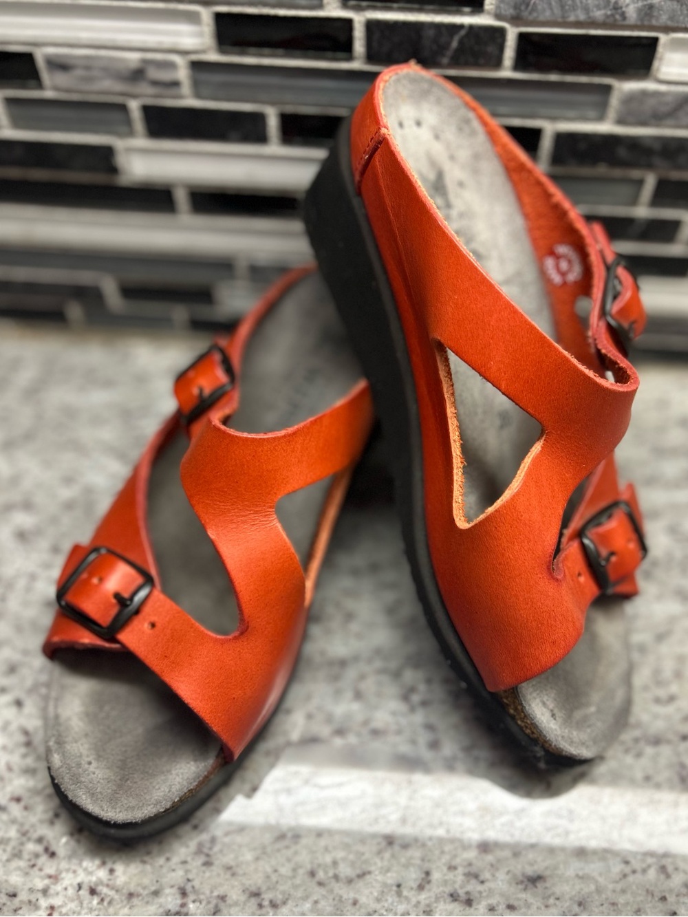 Mephisto Women's Orange/Red Comfortable Buckle wedge Sandals size 36